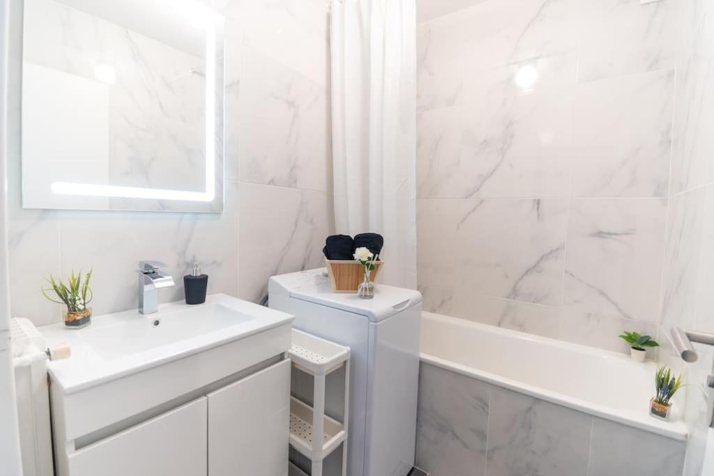 ル・クルムラン・ビセートルLe Citadin-T1-28M2-Pte Paris M7アパートメント エクステリア 写真